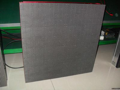 LED显示屏P4